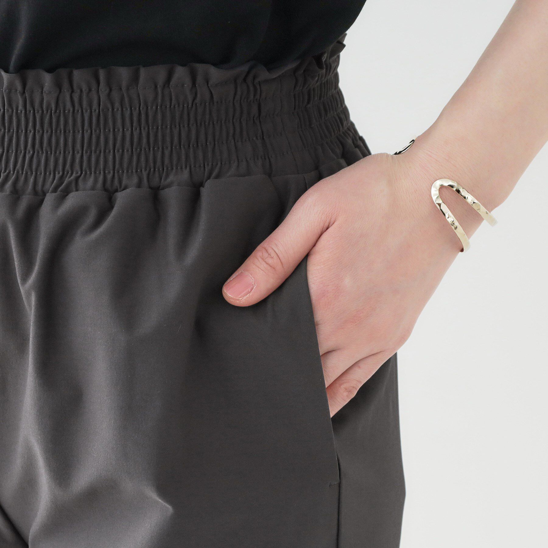 SHOO･LA･RUE「【洗える/S-LL/ひんやり】さらっとしたタッチが癖になる ストレッチテーパードパンツ」|その他|