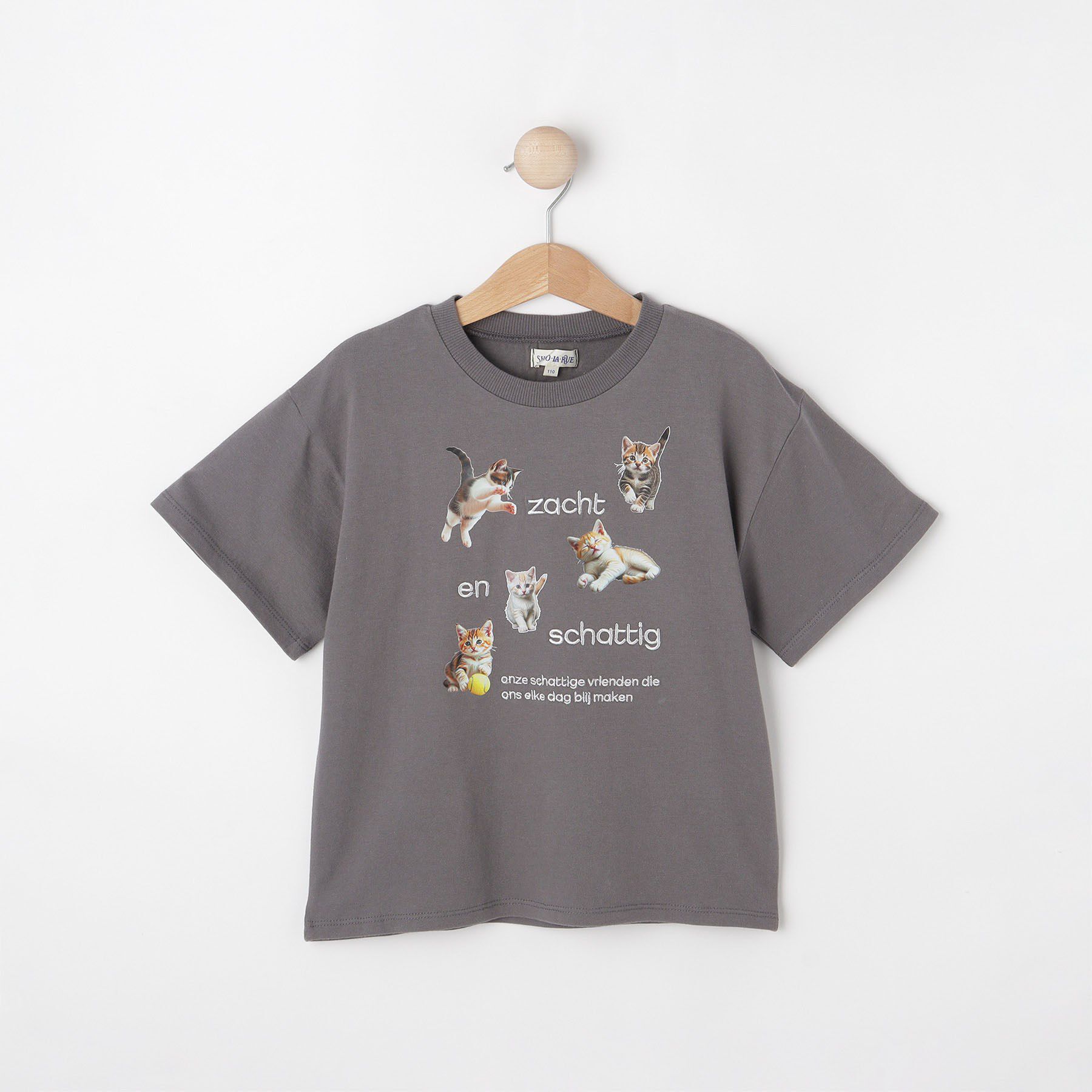 SHOO･LA･RUE「【100-150cm】刺繍ロゴ転写プリントGIRLSTシャツ」|Tシャツ・カットソー|チャコールグレー(0