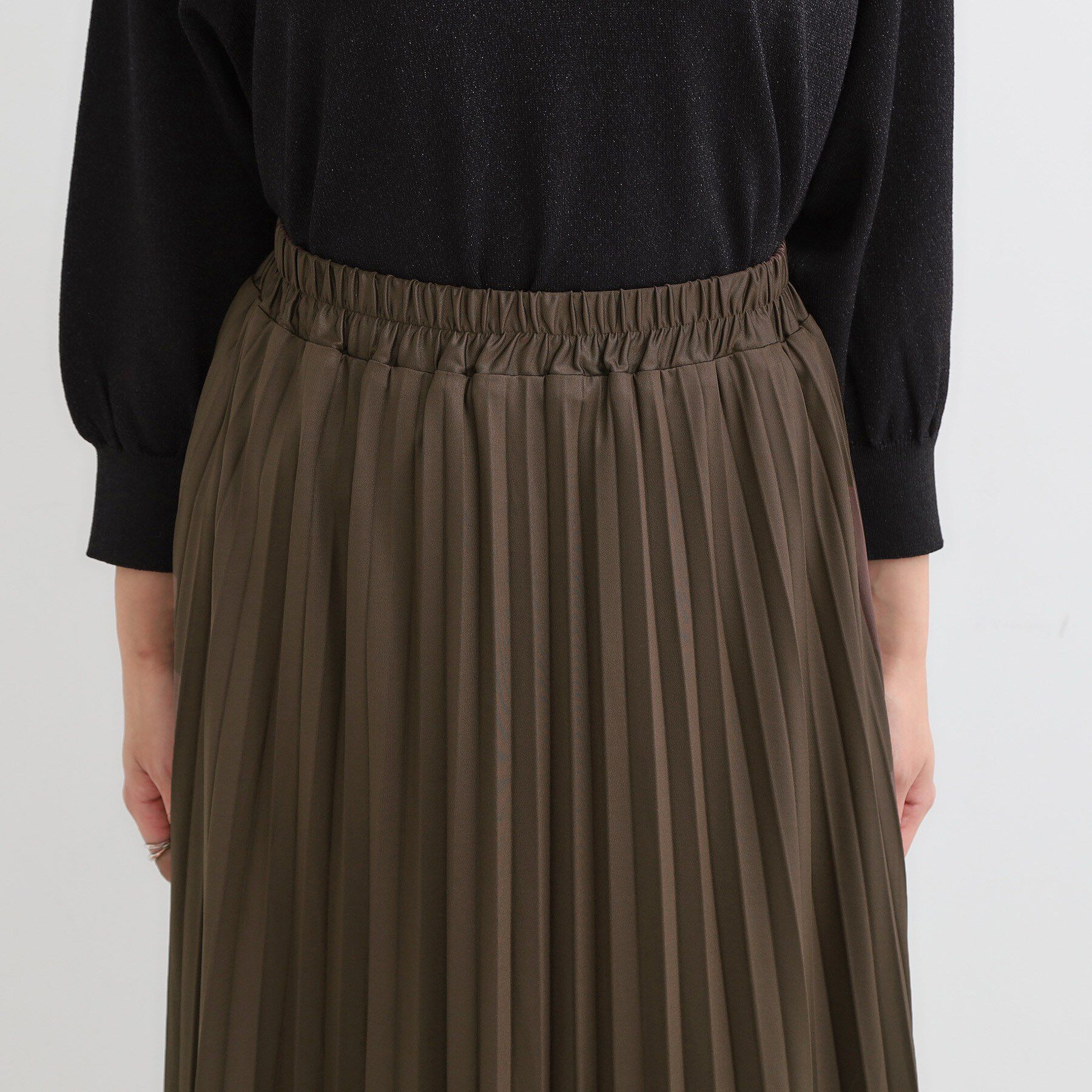 SHOO･LA･RUE「【着丈選べる】きれいめにもカジュアルにも レザー調プリーツスカート」|スカート|