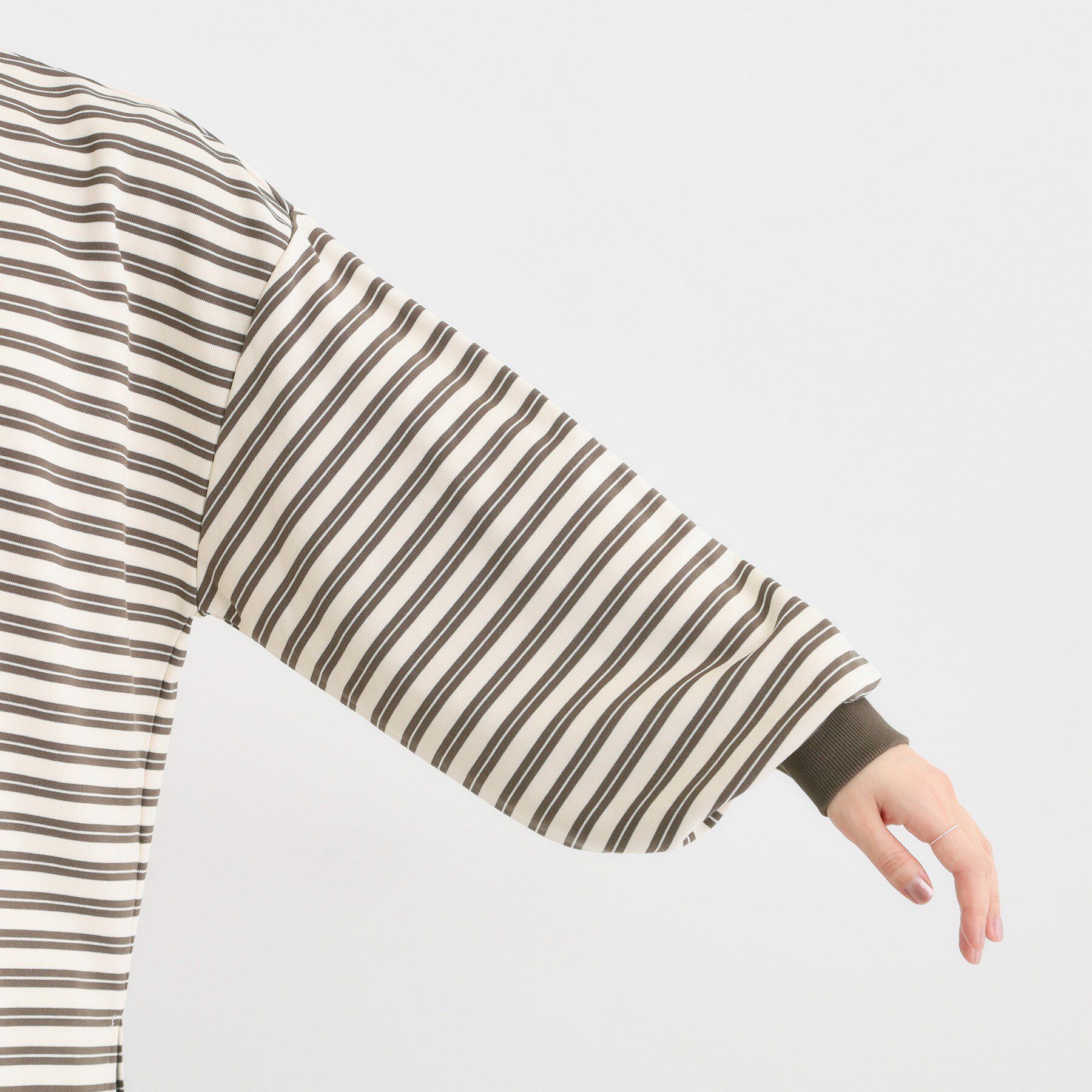 SHOO･LA･RUE「【S-LL/洗濯機可】マルチボーダー ミニ裏毛トップス」|Tシャツ・カットソー|