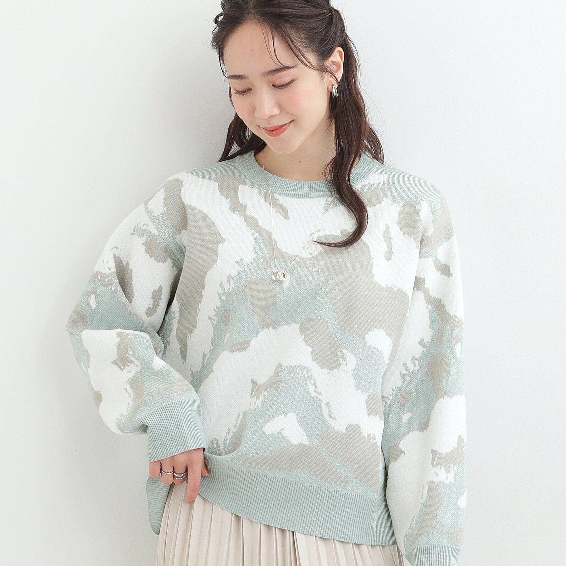 SHOO･LA･RUE「【洗濯機可/S-LL】1枚で華やかに ラメ入りニュアンス柄ニット」|ニット・セーター|ミントグリーン(02