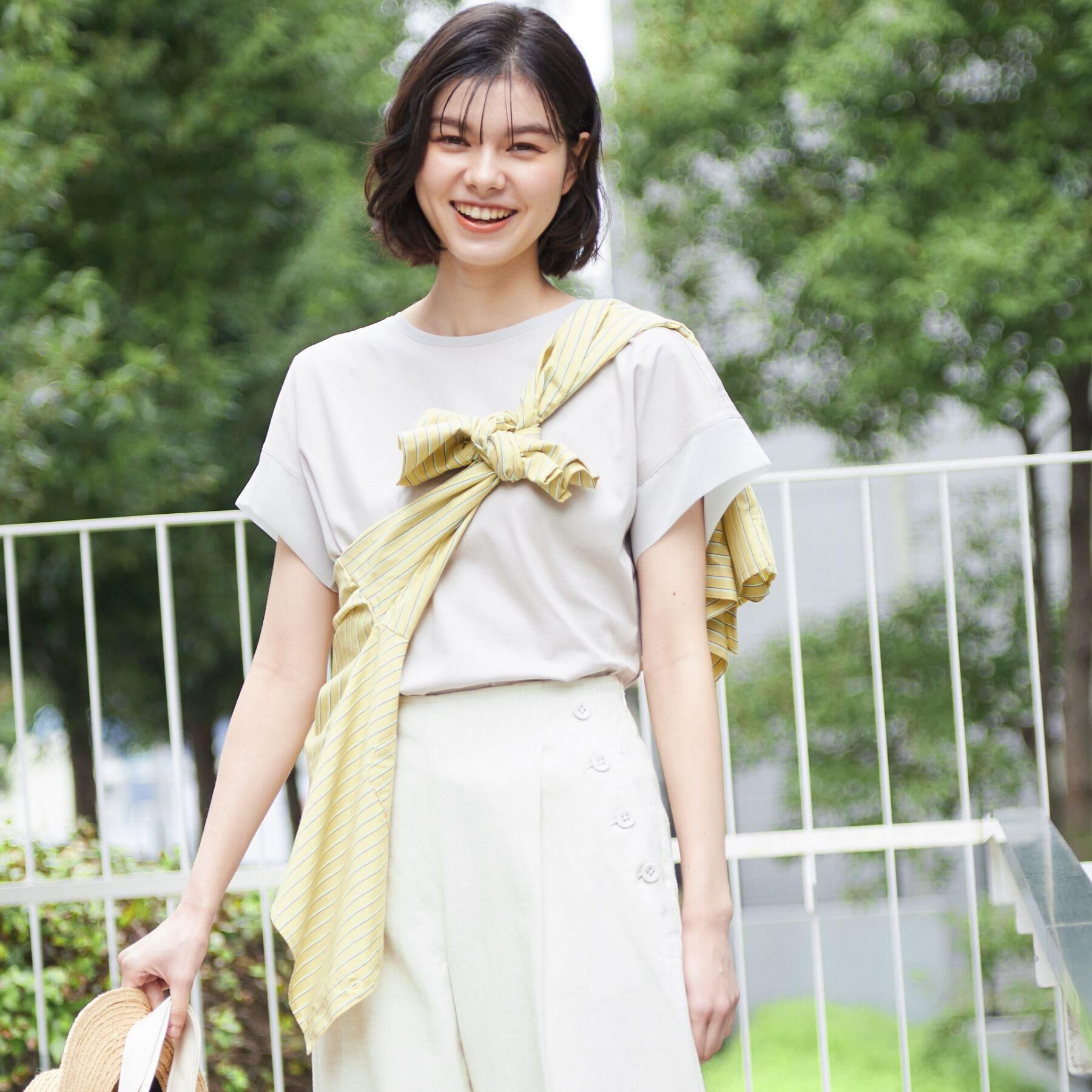 Dessin「【シリーズ累計8万枚！選べる5サイズ/6色展開/洗える】美光沢カットソー【オンにもオフにもちょうどい」|Tシャツ・カットソー|