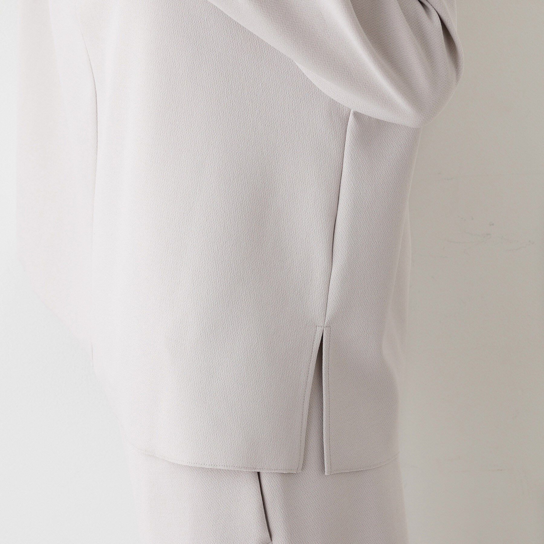 Dessin「【セットアップ可/洗える】ドライタッチジョーゼットジップブラウス」|シャツ・ブラウス|