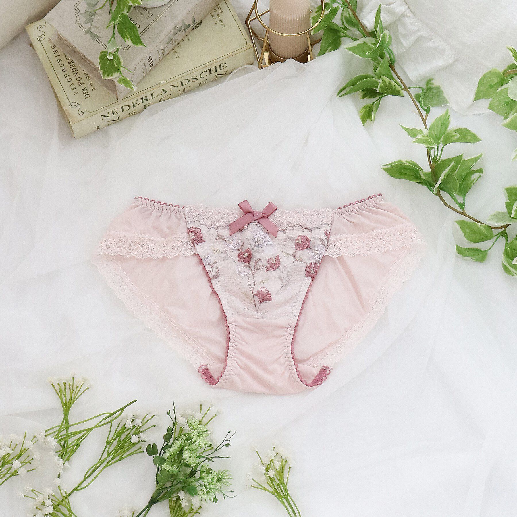 Risa Magli「リュカ ノーマルショーツ」|インナー|ピンク(070)