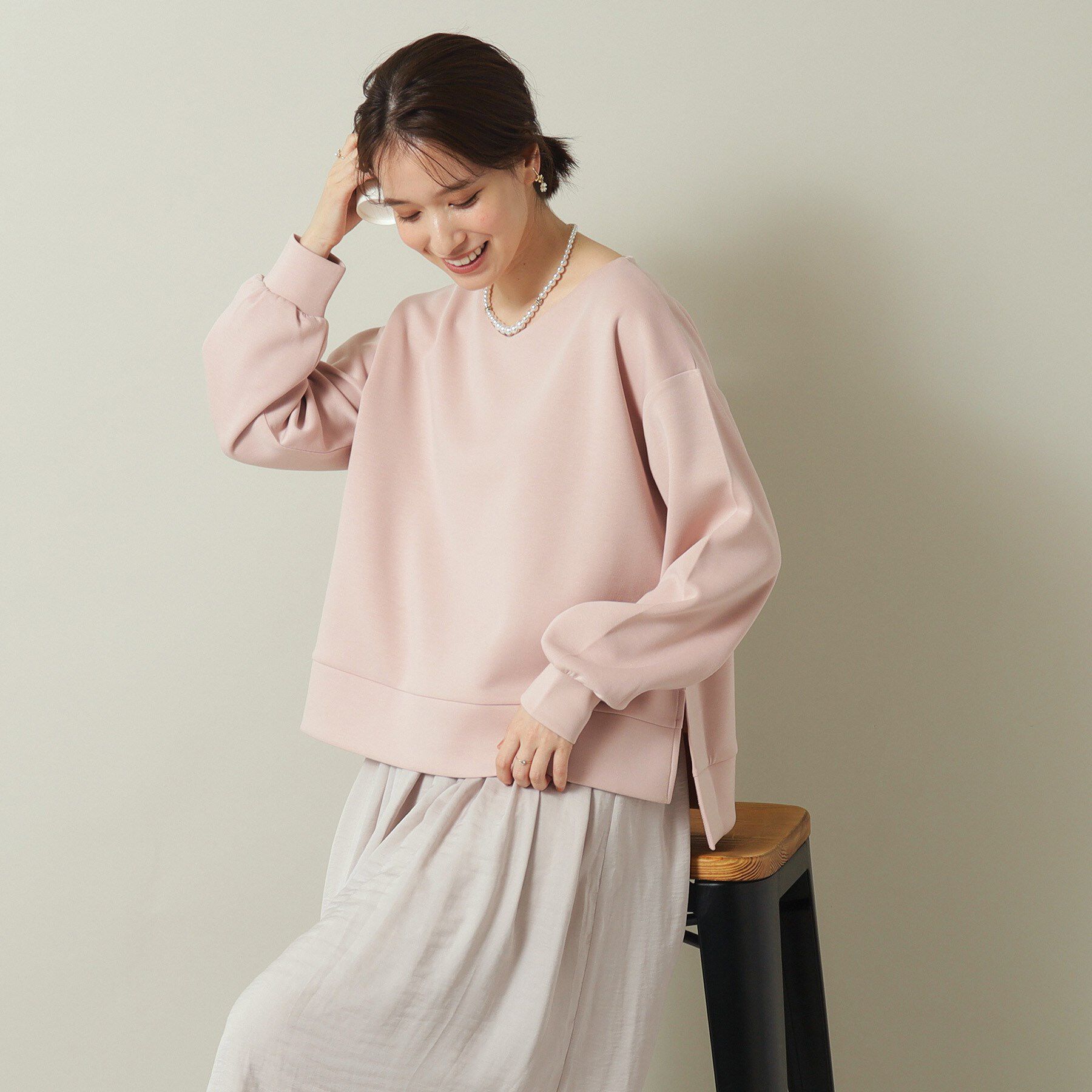 ITS&rsquo;DEMO「【手洗い可】Vネックプルオーバー&times;サテンスカートSET」|スーツ|