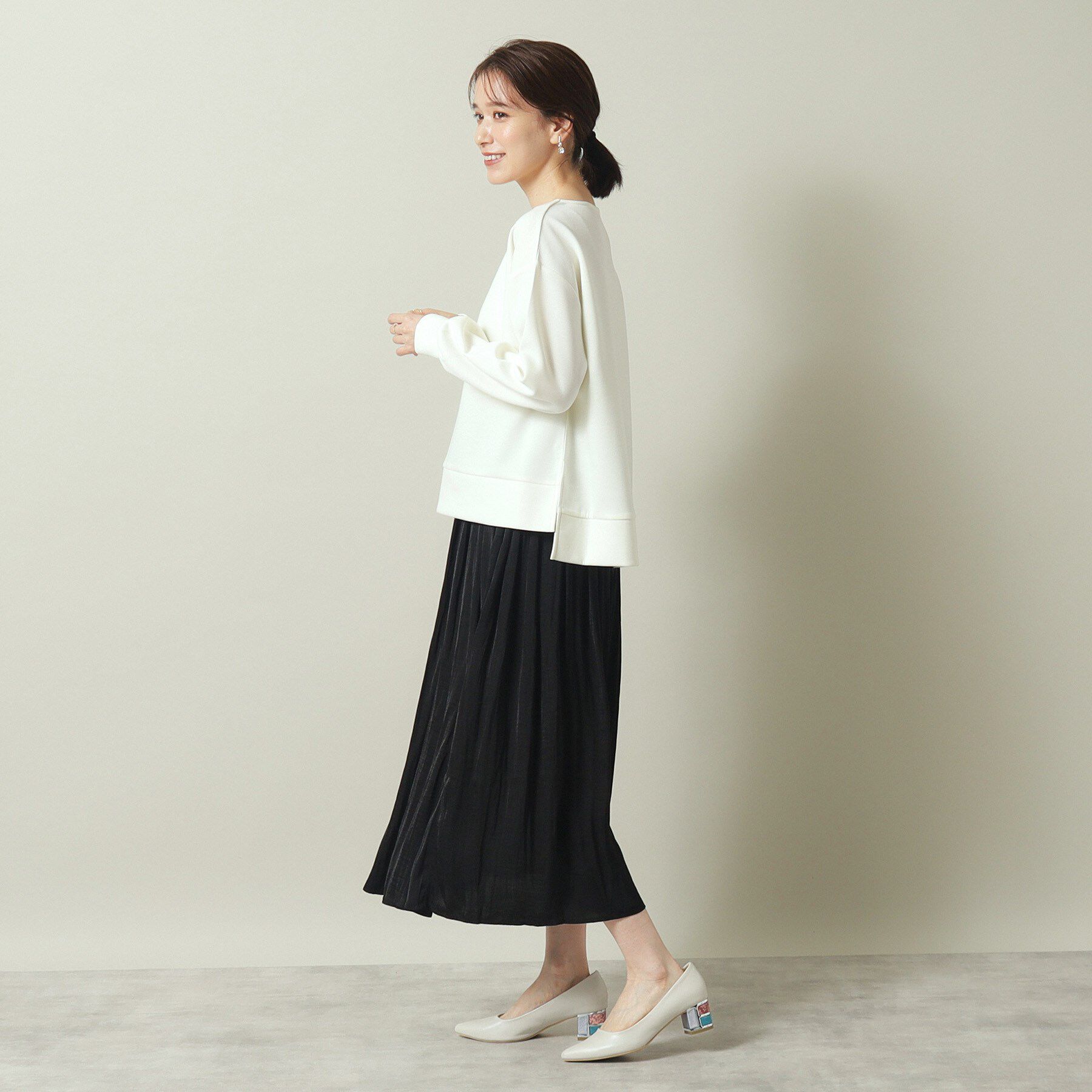 ITS&rsquo;DEMO「【手洗い可】Vネックプルオーバー&times;サテンスカートSET」|スーツ|