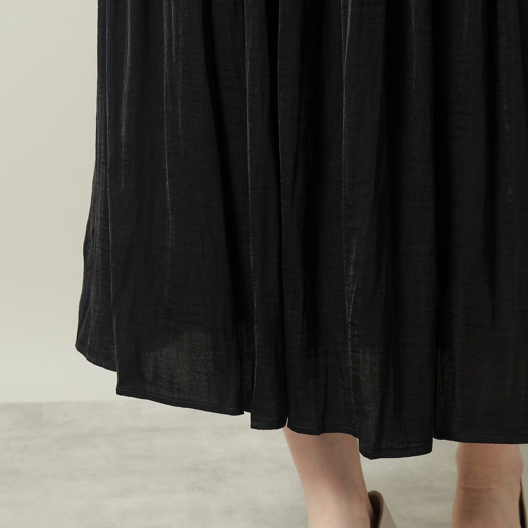 ITS&rsquo;DEMO「【手洗い可】Vネックプルオーバー&times;サテンスカートSET」|スーツ|