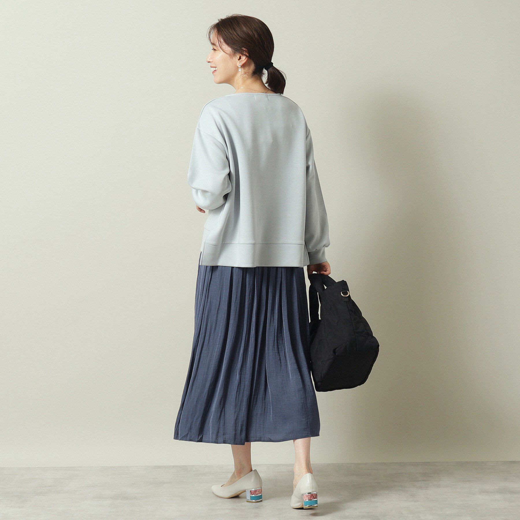 ITS&rsquo;DEMO「【手洗い可】Vネックプルオーバー&times;サテンスカートSET」|スーツ|