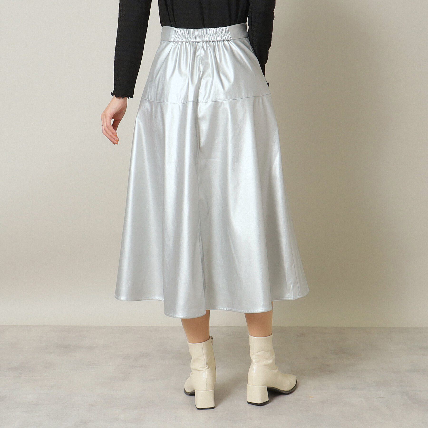 ITS&rsquo;DEMO「【ウエストゴム／腰回りスッキリ／手洗い可】合皮フレアスカート」|スカート|