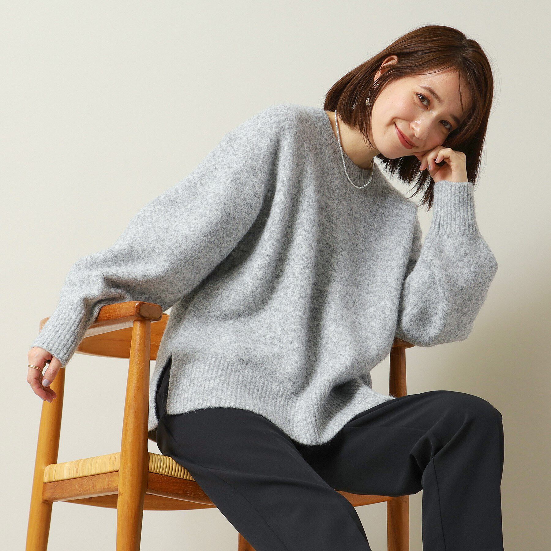 ITS&rsquo;DEMO「【マシンウォッシャブル】ふわもちクルーネックニット」|ニット・セーター|グレー(012)