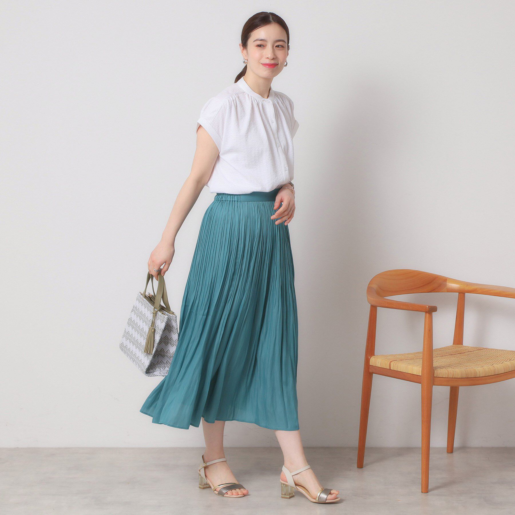 ITS&rsquo;DEMO「【手洗い可／ウエストゴム】サテンプリーツスカート」|スカート|