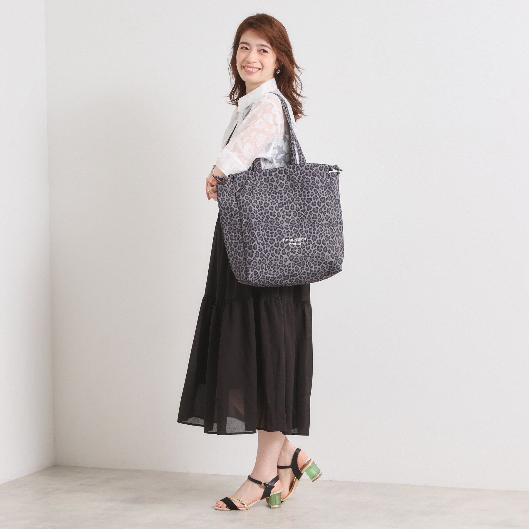 ITS&rsquo;DEMO「【A4対応】アニマルプリントトート」|トートバッグ|