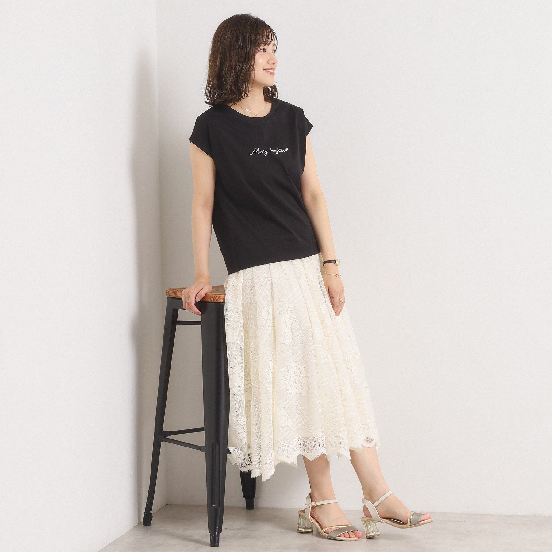 ITS&rsquo;DEMO「【接触冷感／洗濯機OK】刺繍&times;パール調ロゴフレンチT」|Tシャツ・カットソー|