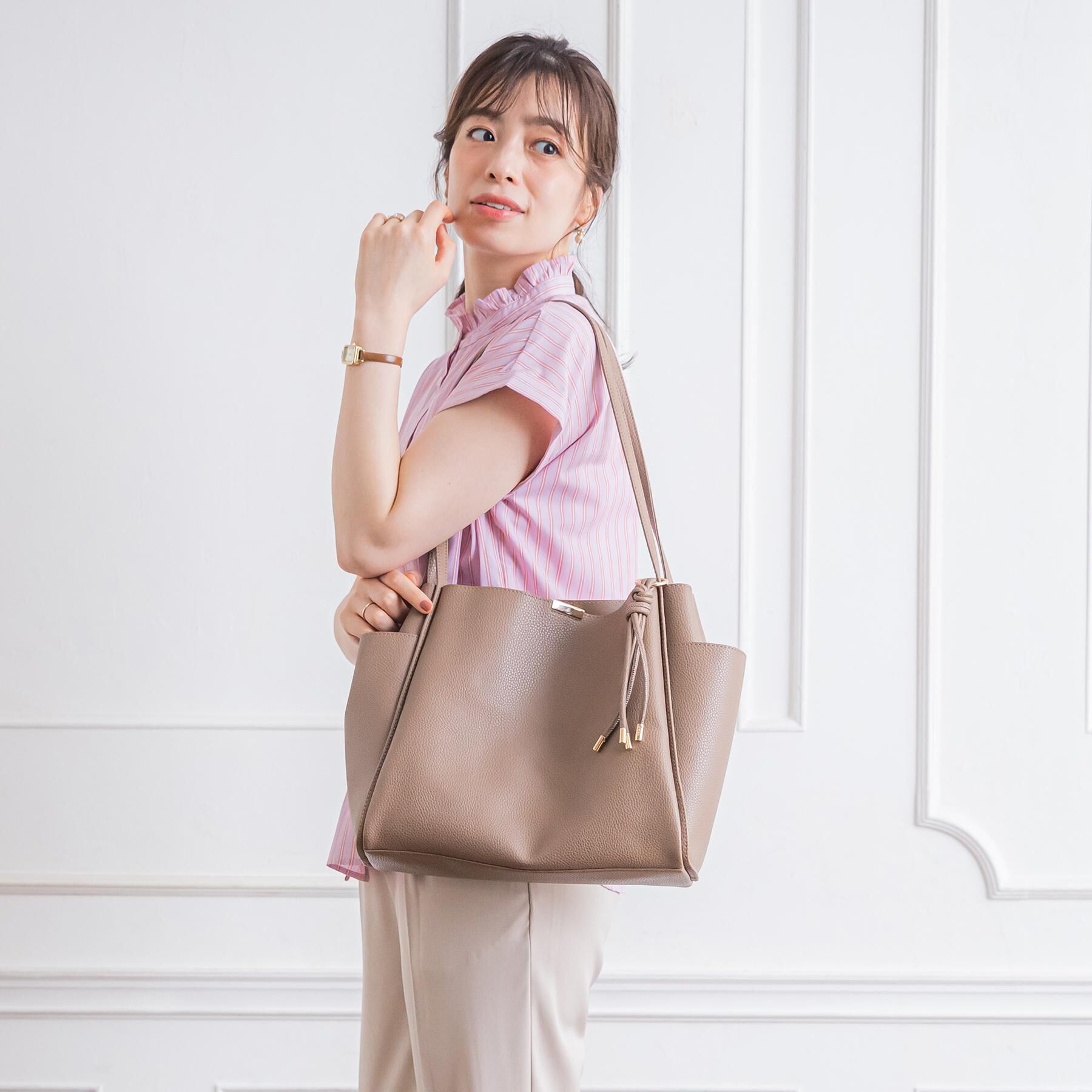 ITS&rsquo;DEMO「【通勤】タッセル付き変形A4トート」|トートバッグ|