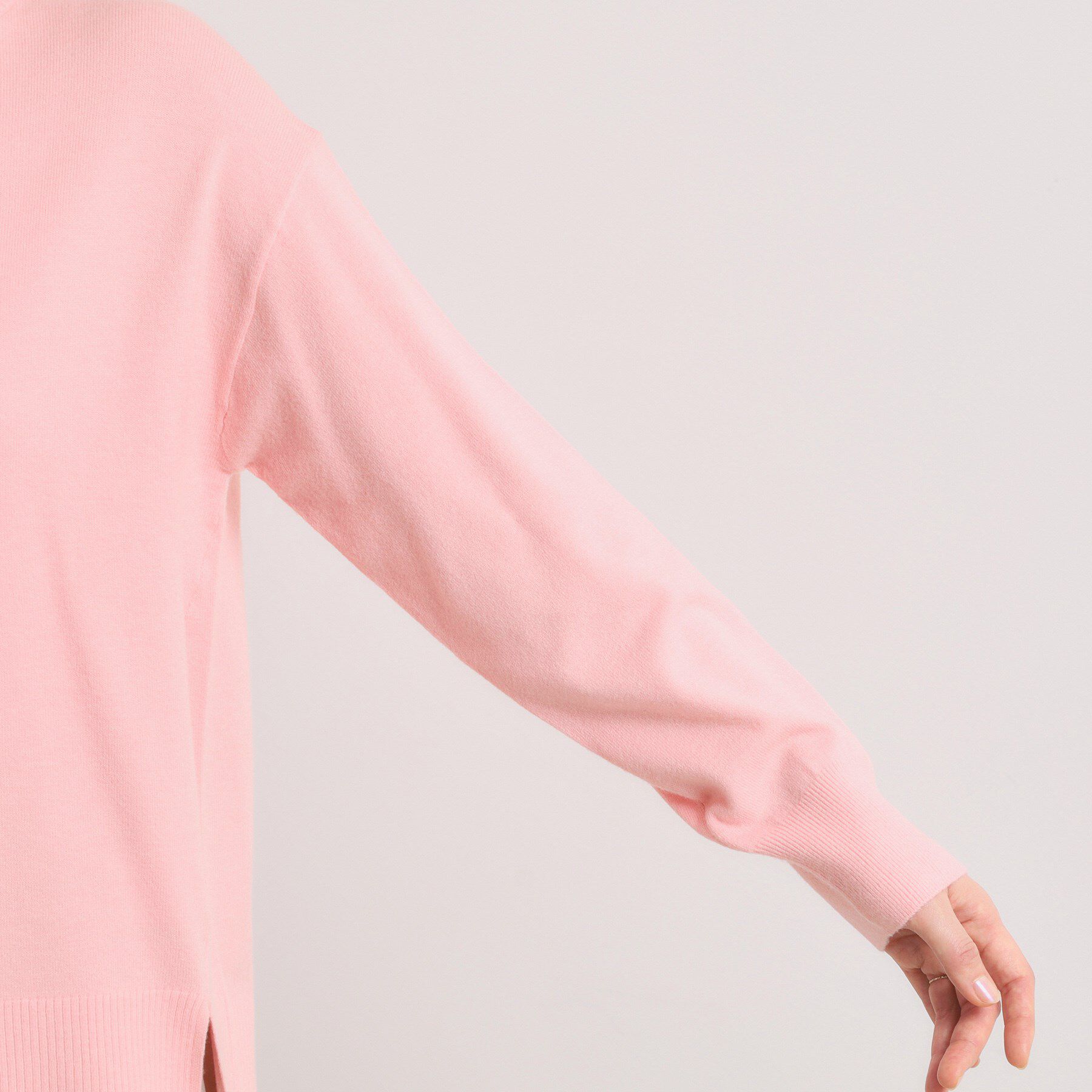 ITS&rsquo;DEMO「【静電気防止／手洗い可】クリーミータッチハイネックニット」|ニット・セーター|