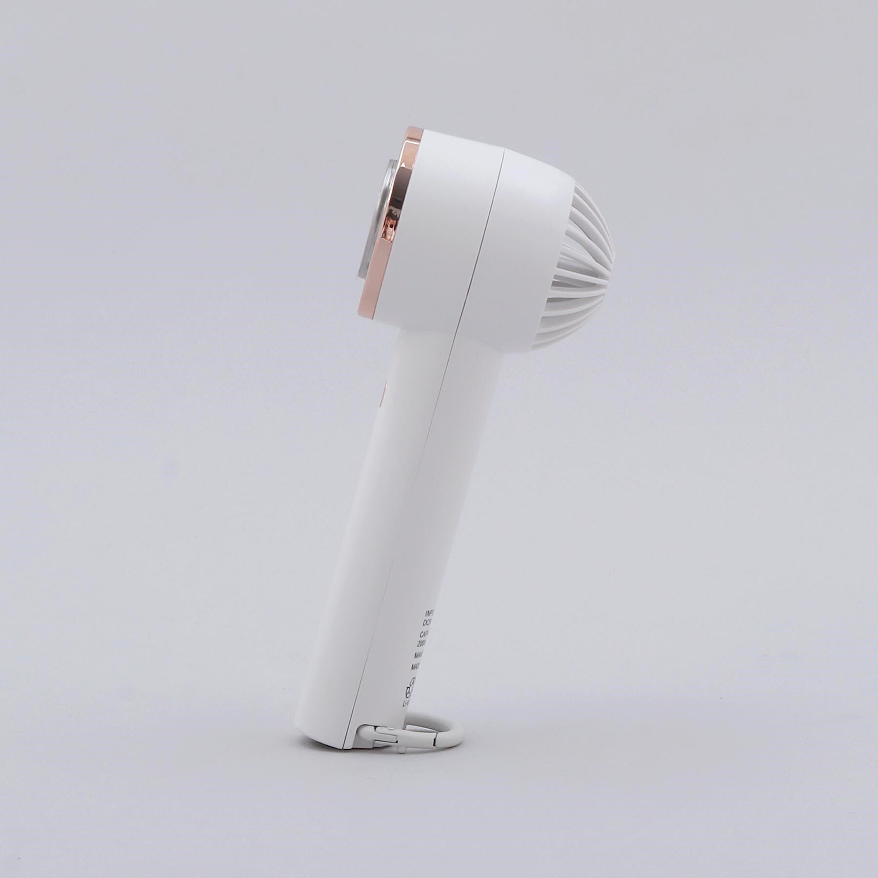 212 KITCHEN STORE「ペルチェ冷却機能ハンディファン マットホワイト」|その他|