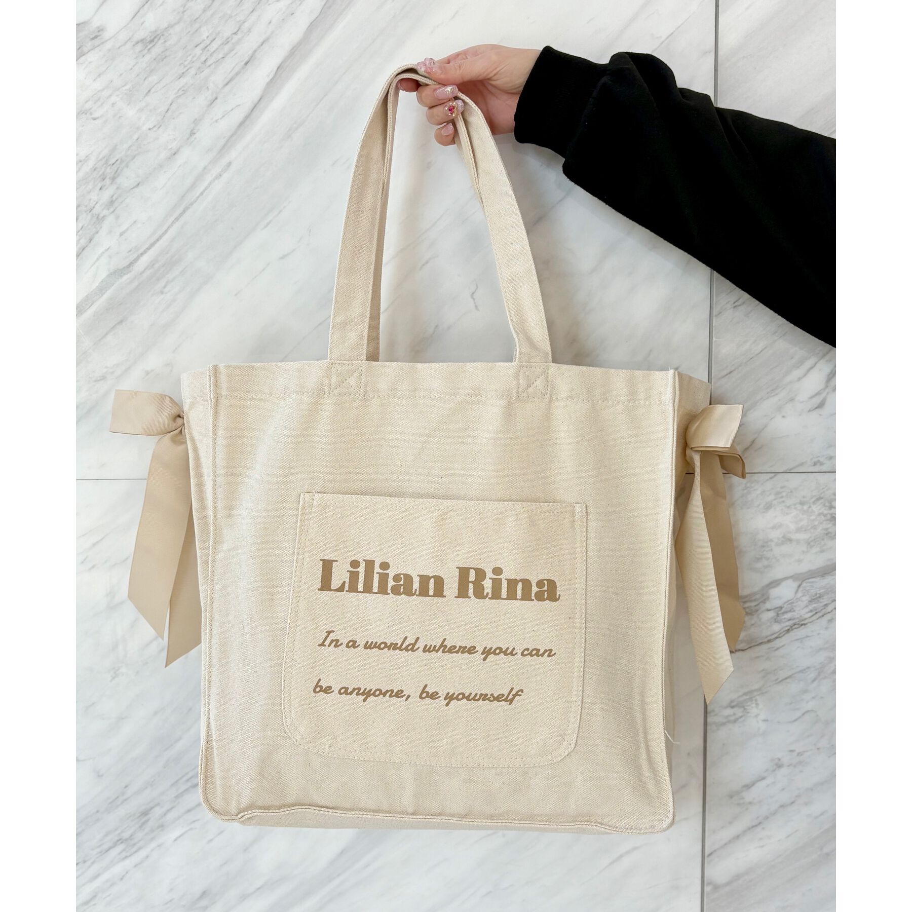 Ober Tashe「【新色入荷】推し活にもぴったり！リリアンリーナサイドリボントートバッグ」|トートバッグ|