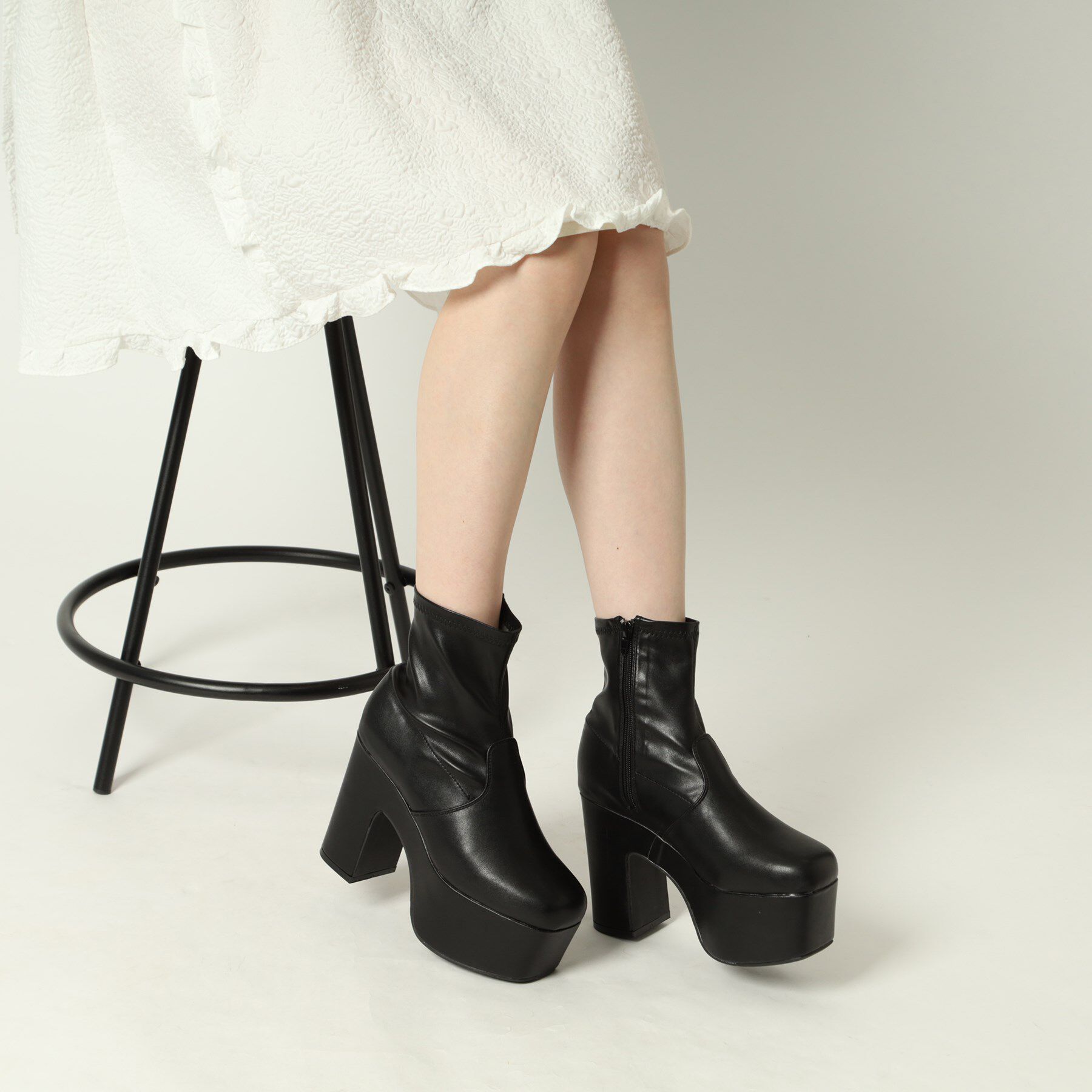 csT&P「スクウェアヒールストレッチブーツ」|ショートブーツ|