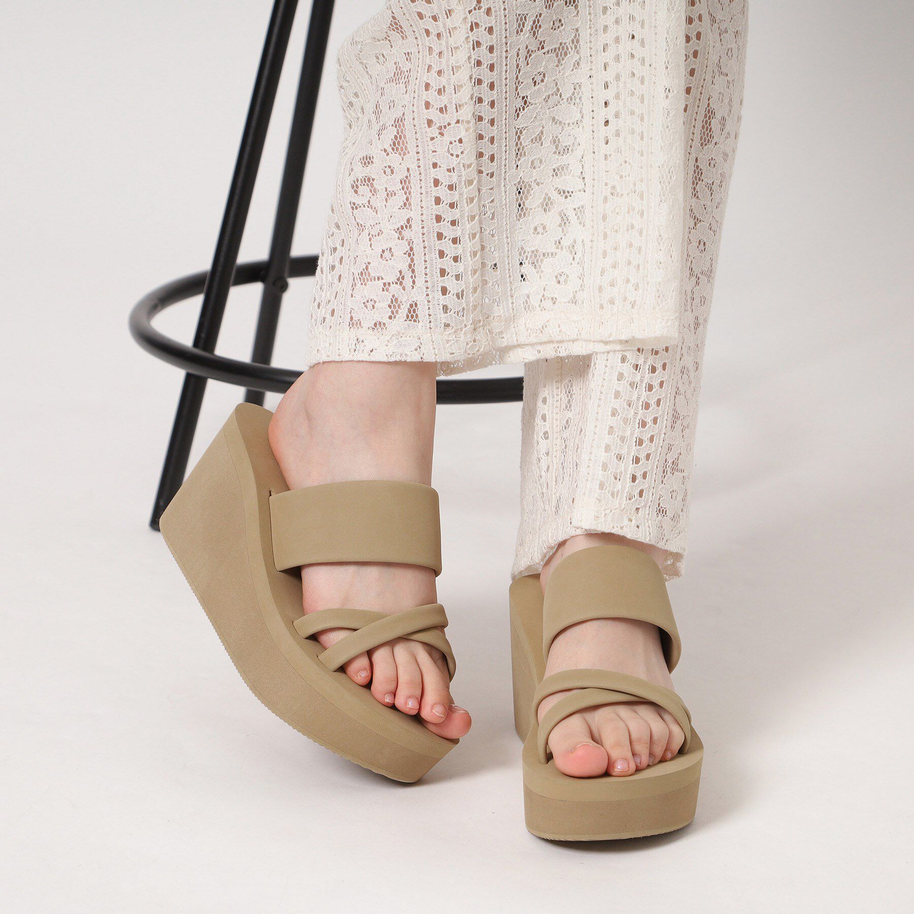 ESPERANZA「やわらか厚底サンダル」|サンダル|