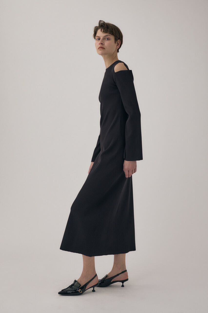 MOUSSY「リサイクルポリエステル使用オープンショルダーニットドレス」|ワンピース|