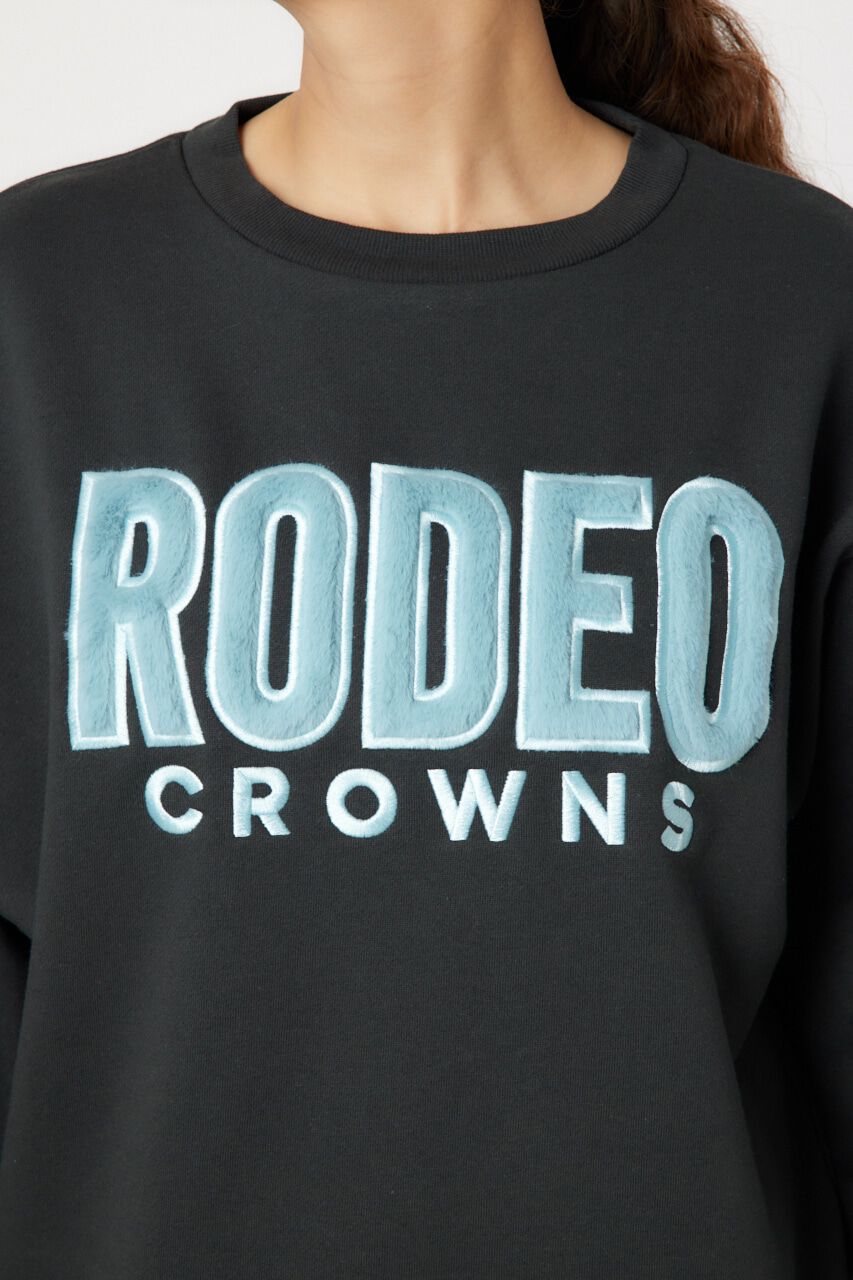 RODEO CROWNS「フェイクファーロゴスウェットトップス」|パーカー|