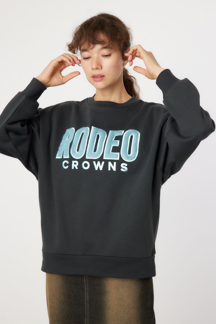 RODEO CROWNS「フェイクファーロゴスウェットトップス」|パーカー|
