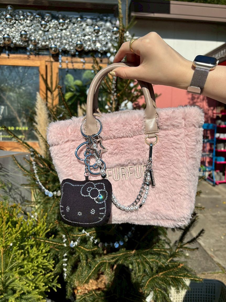 FURFUR「HELLO KITTYクリスタルチャーム」|キーケース|