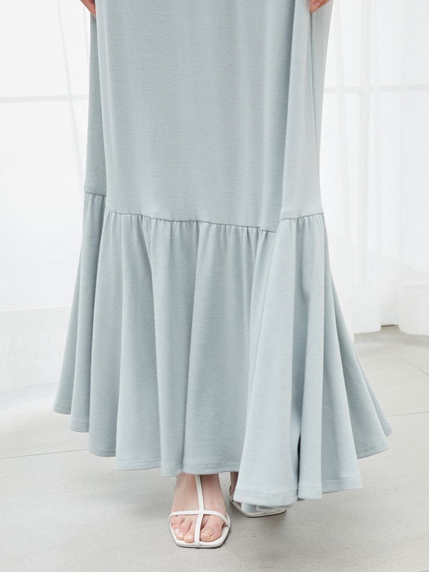 SNIDEL「【WEB限定カラーあり】ドレープネックカットワンピース」|ワンピース|