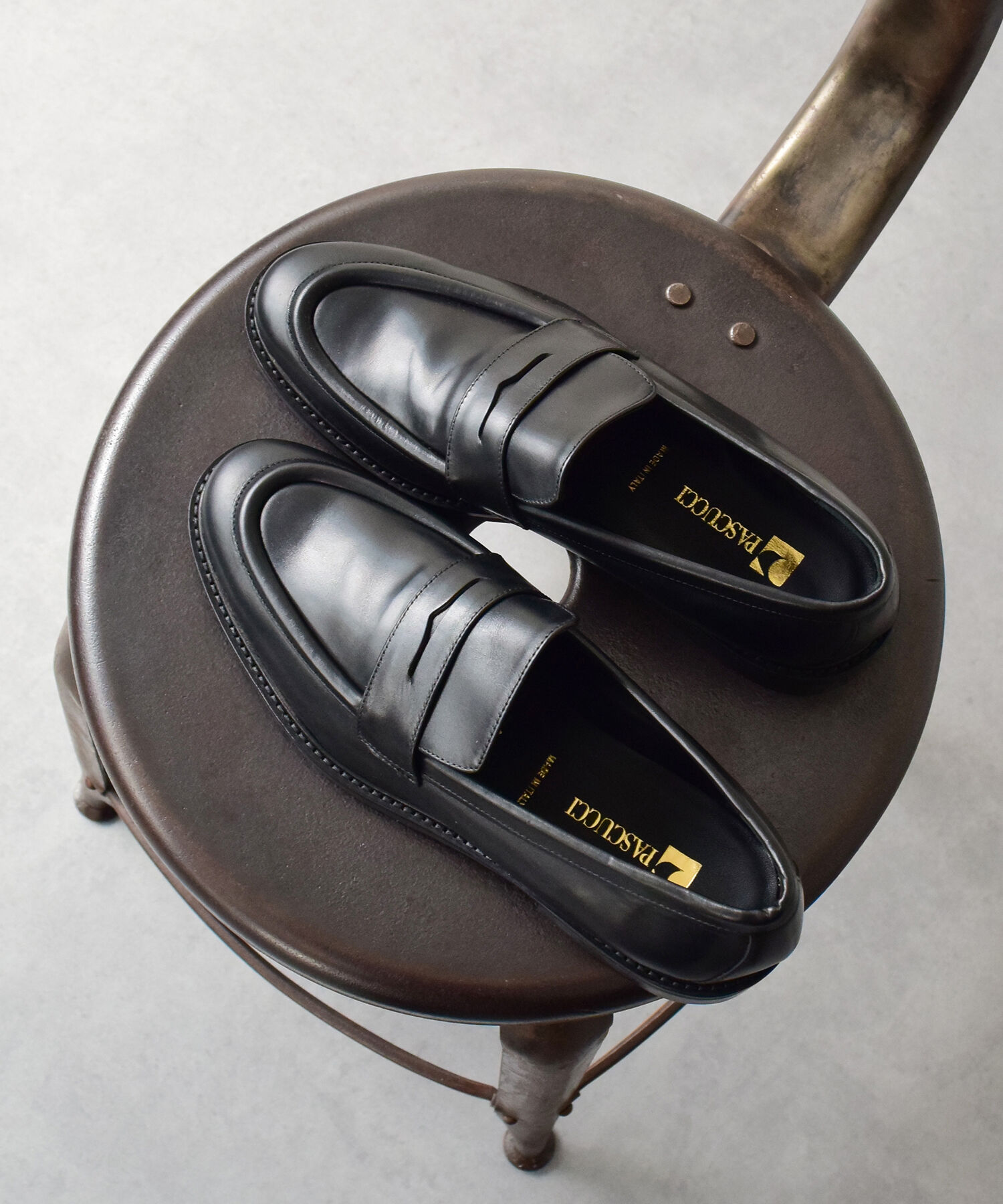 IMPORT SELECT「【PASCUCCI】ラウンドトウベーシックローファー(D51620)」|ローファー|