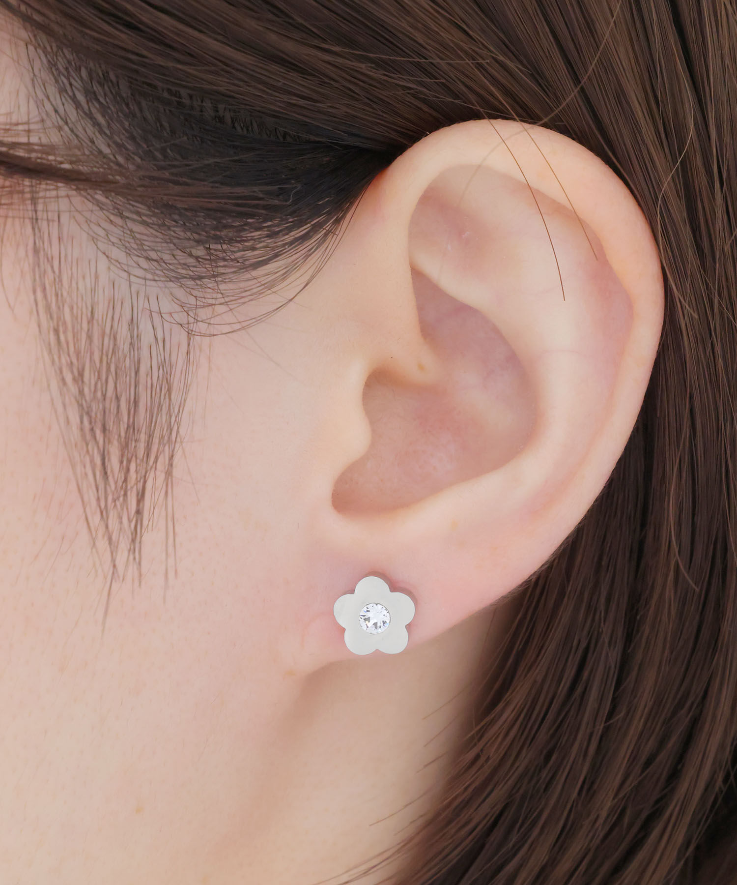 MARY QUANT「プチデイジーステンレス ピアス」|ピアス|シルバー