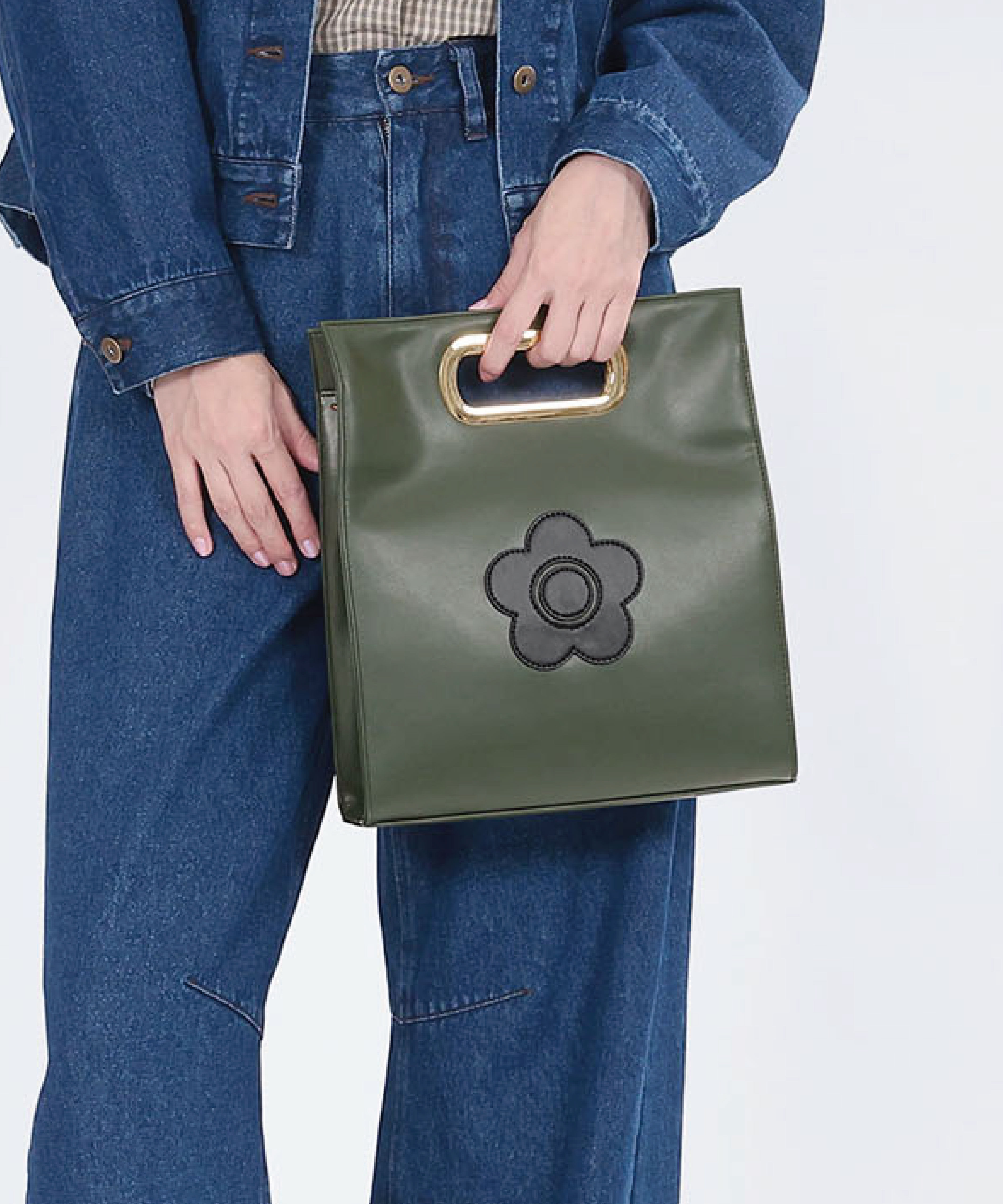 MARY QUANT「メタルクリテ 2WAYショルダー」|ショルダー・メッセンジャー|モスグリーン