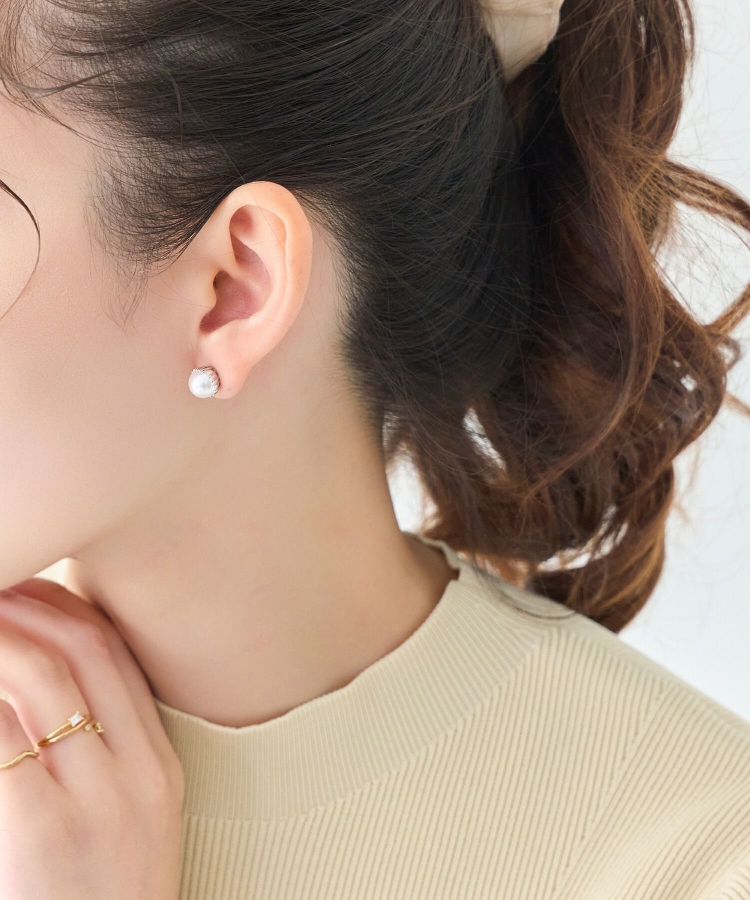  「トゥウィンクルフレームパールピアス　シルバー/一粒」|ピアス|