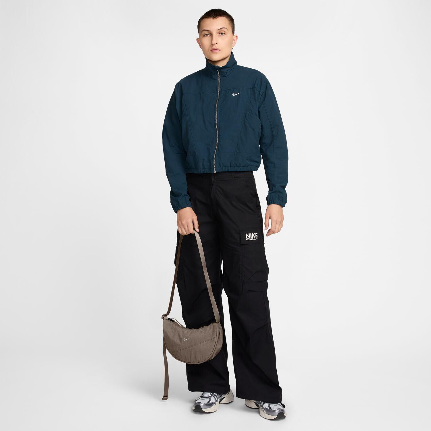 NIKE「【NIKE ｳｪｱ】U AURA CRESCENT CRSSBDY」|リュック|