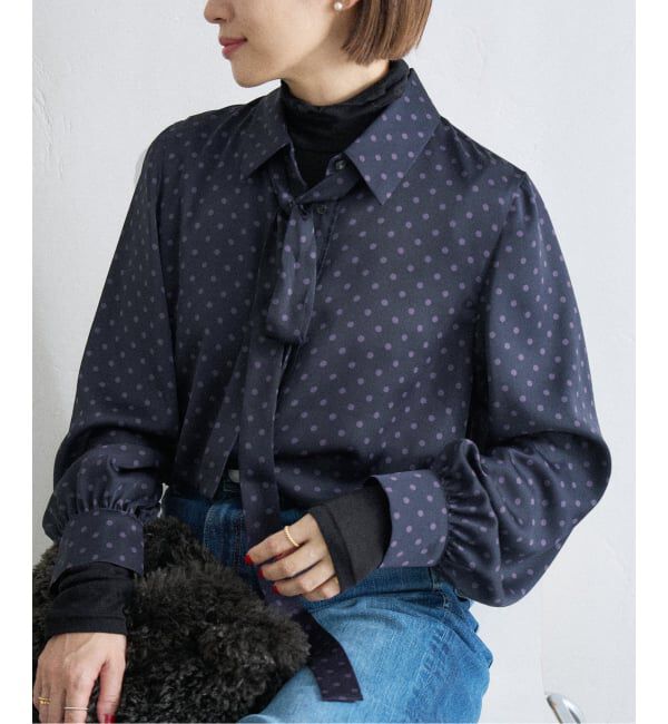 IENA「《WEB限定/追加4予約》サテンドットタイ付ブラウス」|シャツ・ブラウス|