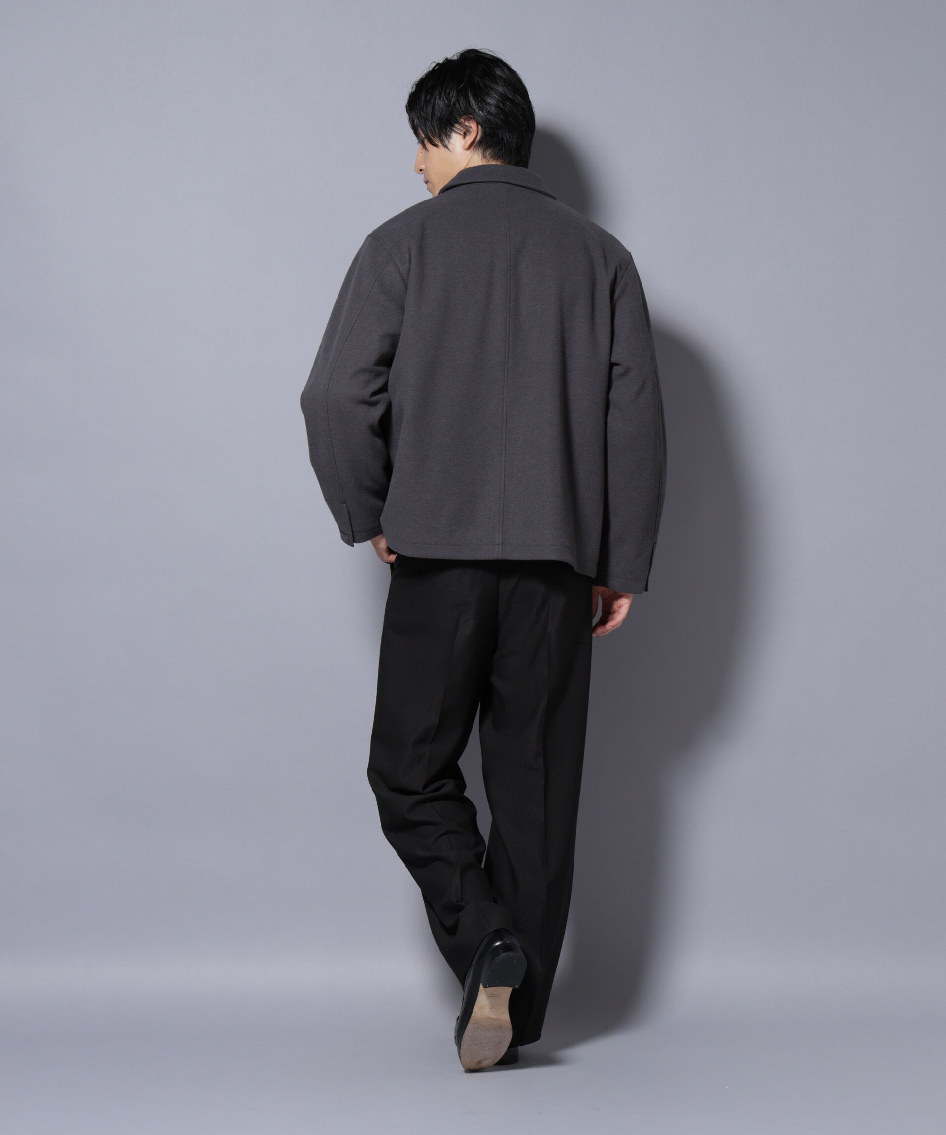 nano･universe「2タックテーパードスラックス」|チノ|