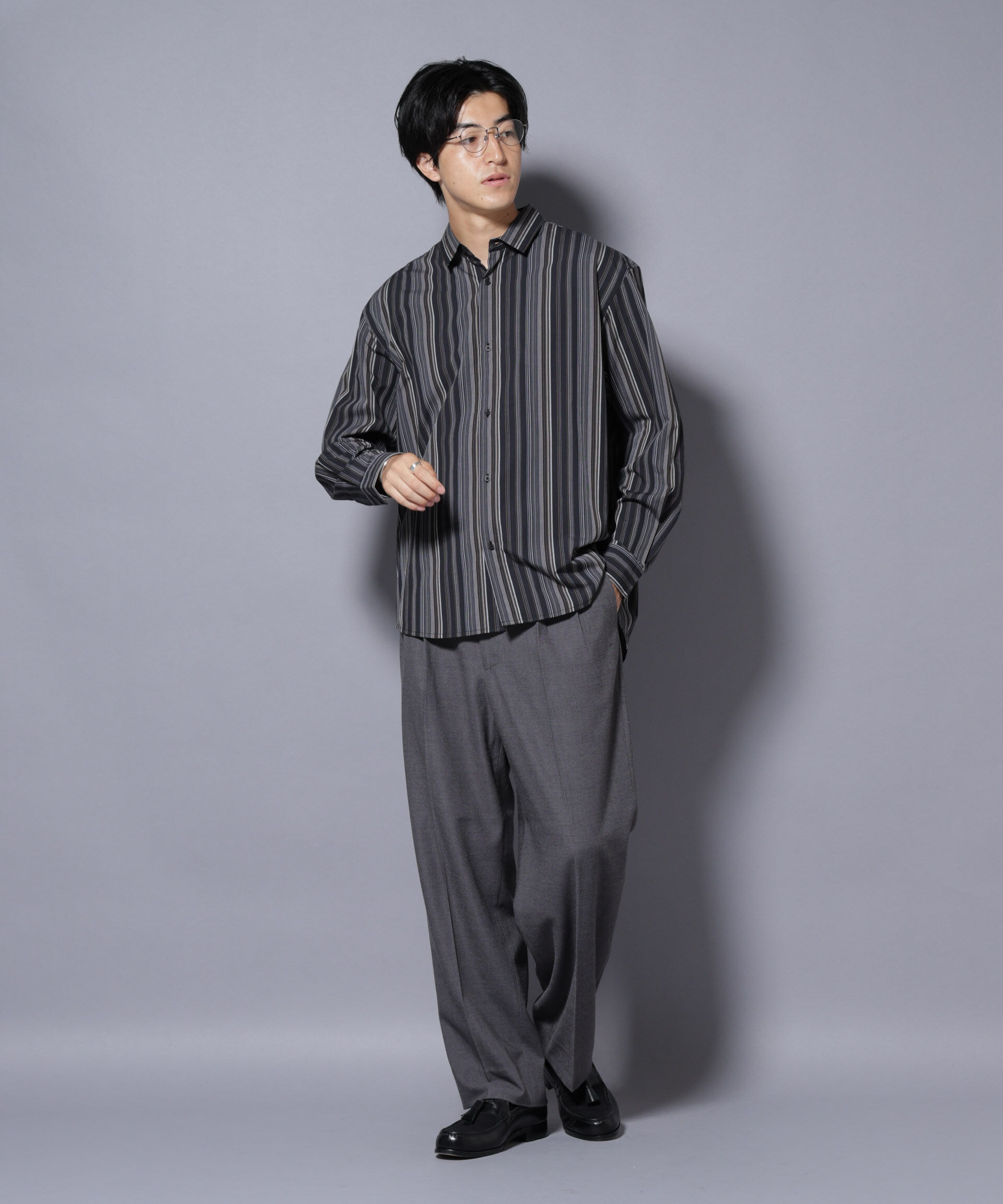 nano･universe「2タックテーパードスラックス」|チノ|