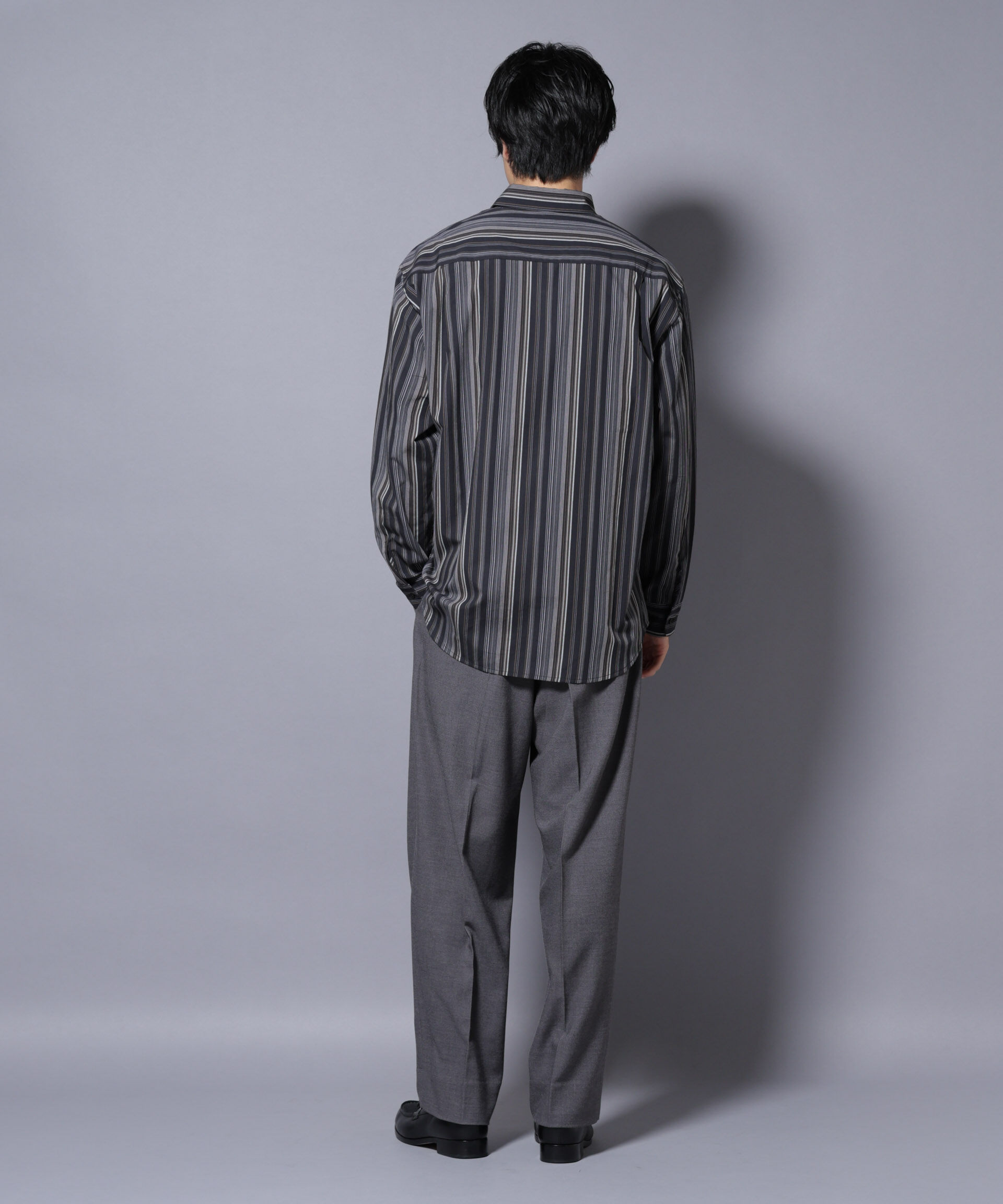 nano･universe「2タックテーパードスラックス」|チノ|