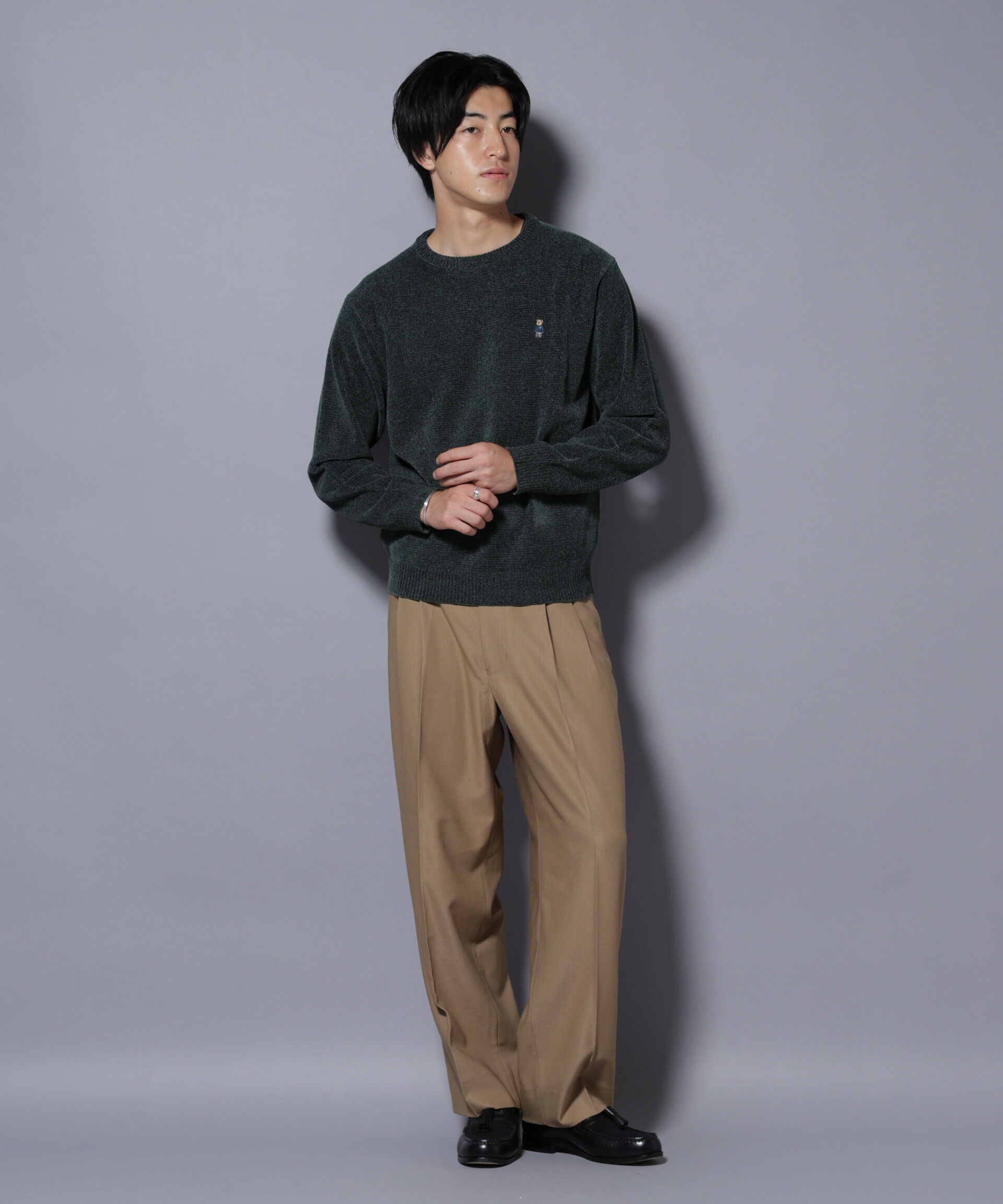 nano･universe「2タックテーパードスラックス」|チノ|