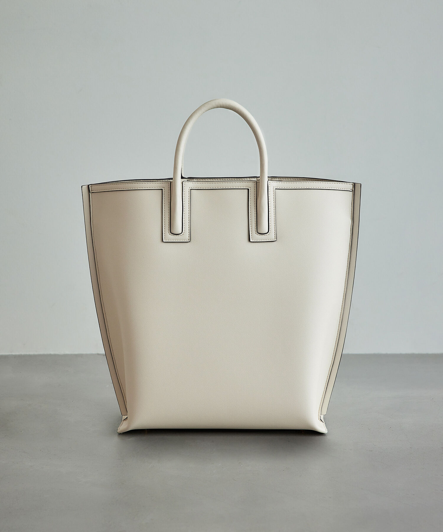 E'POR「【E'POR】【A4対応】【一部直営店舗・WEB限定】LIMITED MODEL Ree Large（リー）【雑誌掲載】」|トートバッグ|