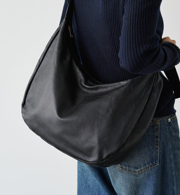  「ソフトレザーラウンドビッグショルダーバッグ」|ショルダー・メッセンジャー|
