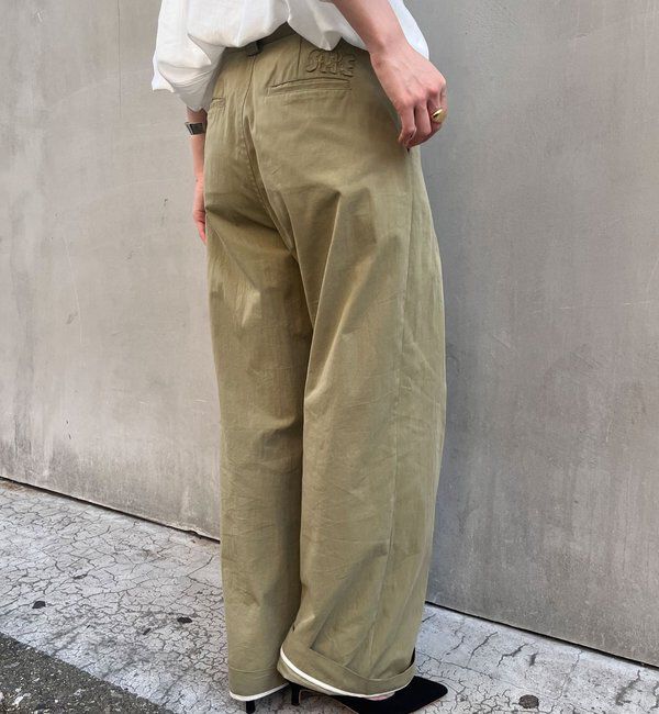  「《旬のコーデに》ミリタリーパンツ」|チノ|