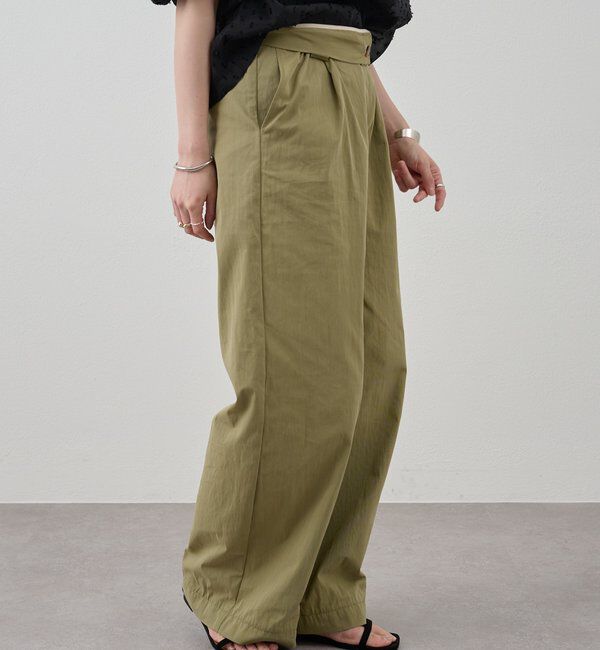  「《旬のコーデに》ミリタリーパンツ」|チノ|