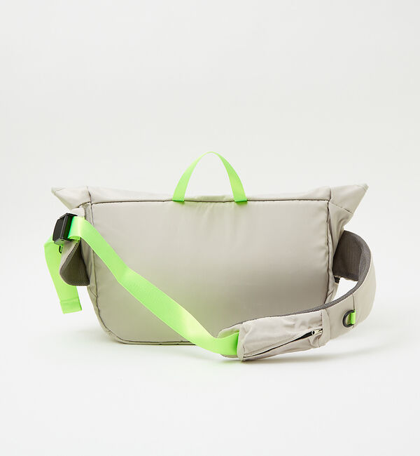 ABAHOUSE「【cheek/チーク】big messenger C24005/ビッグメッセンジ」|ショルダー・メッセンジャー|