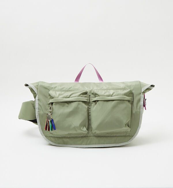 ABAHOUSE「【cheek/チーク】big messenger C24005/ビッグメッセンジ」|ショルダー・メッセンジャー|