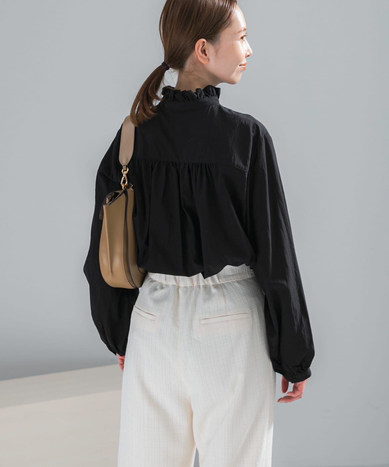 URBAN RESEARCH ROSSO「『WEB限定』フリルスタンドカラーシャツ」|シャツ・ブラウス|