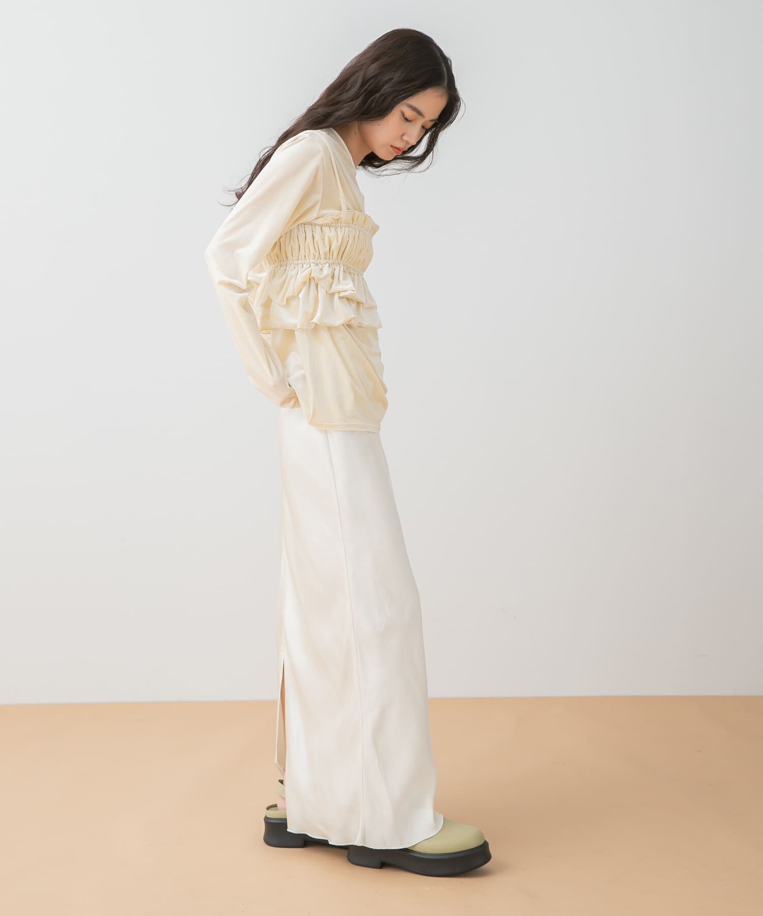 SENSE OF PLACE by URBAN RESEARCH「『洗濯可』フリルビスチェセットベロアトップ」|Tシャツ・カットソー|