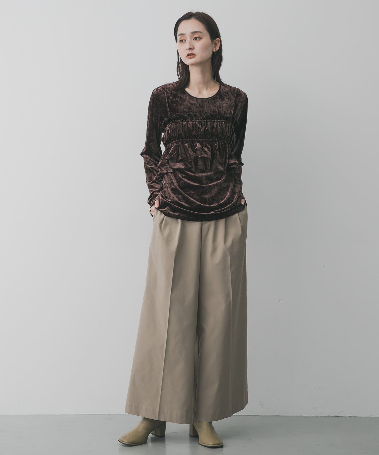 SENSE OF PLACE by URBAN RESEARCH「『洗濯可』フリルビスチェセットベロアトップ」|Tシャツ・カットソー|