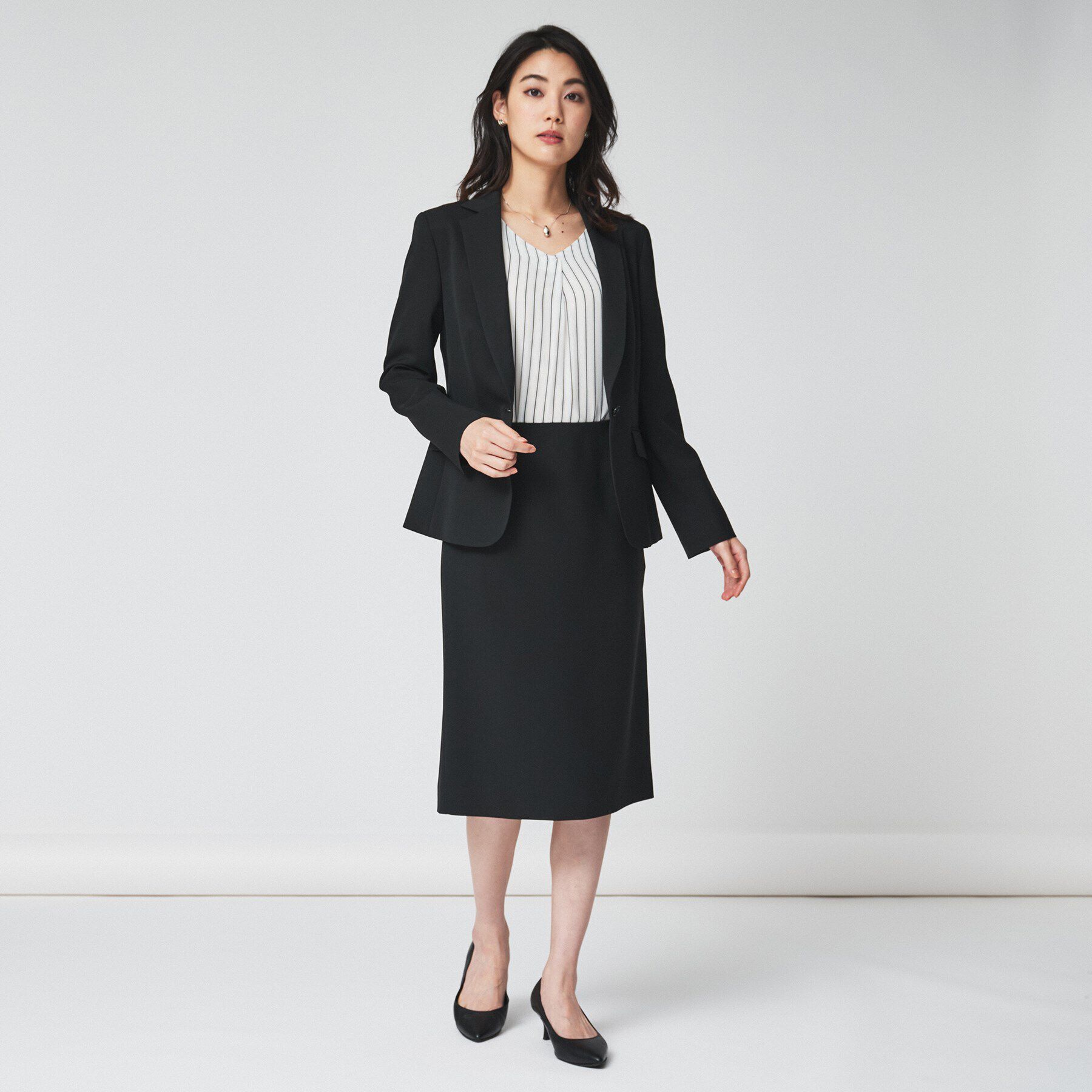 UNTITLED「【通勤スーツ/入卒/セレモニー】ライトウェイト タイトスカート」|スカート|