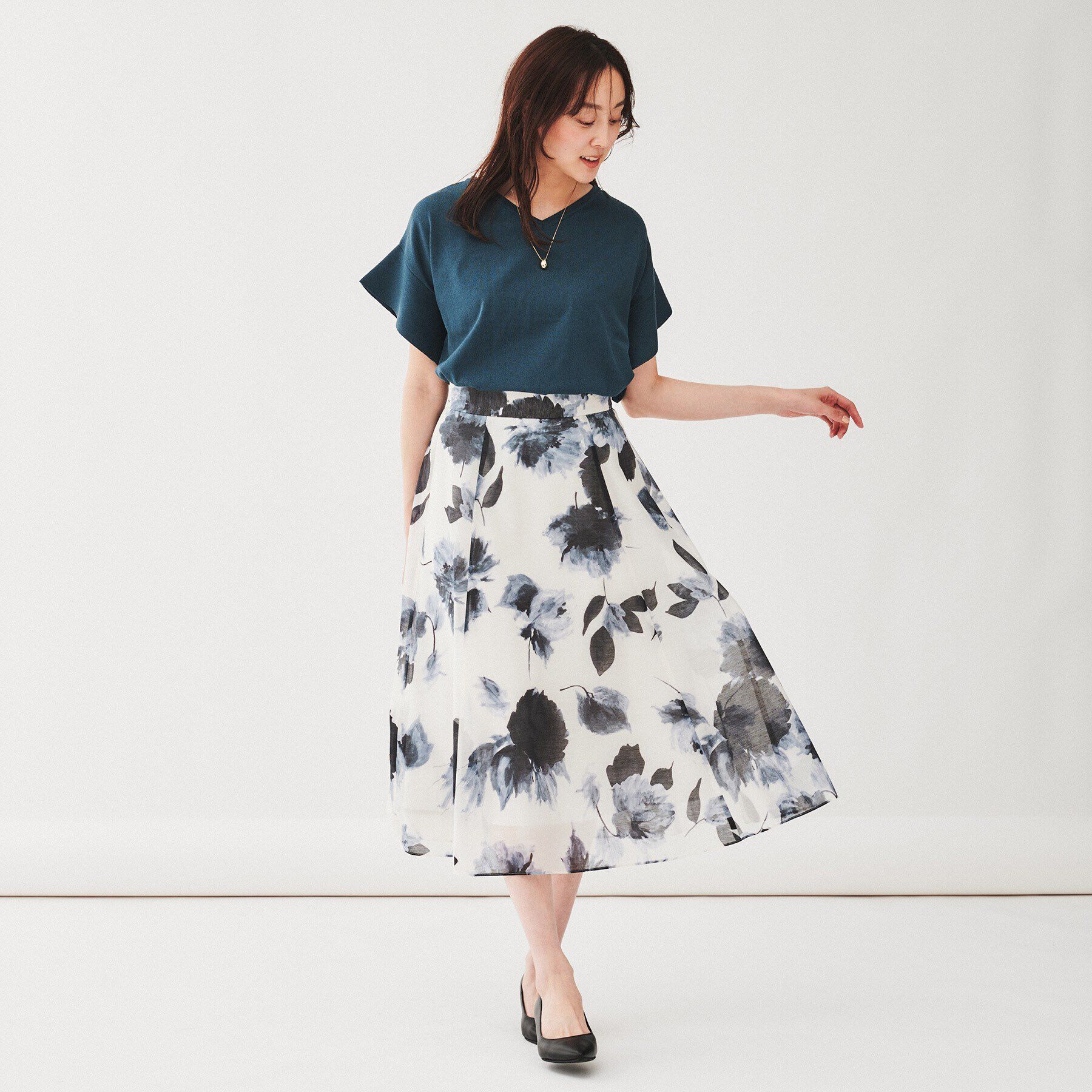 UNTITLED「【華やか/フェミニン】フラワープリントスカート」|スカート|