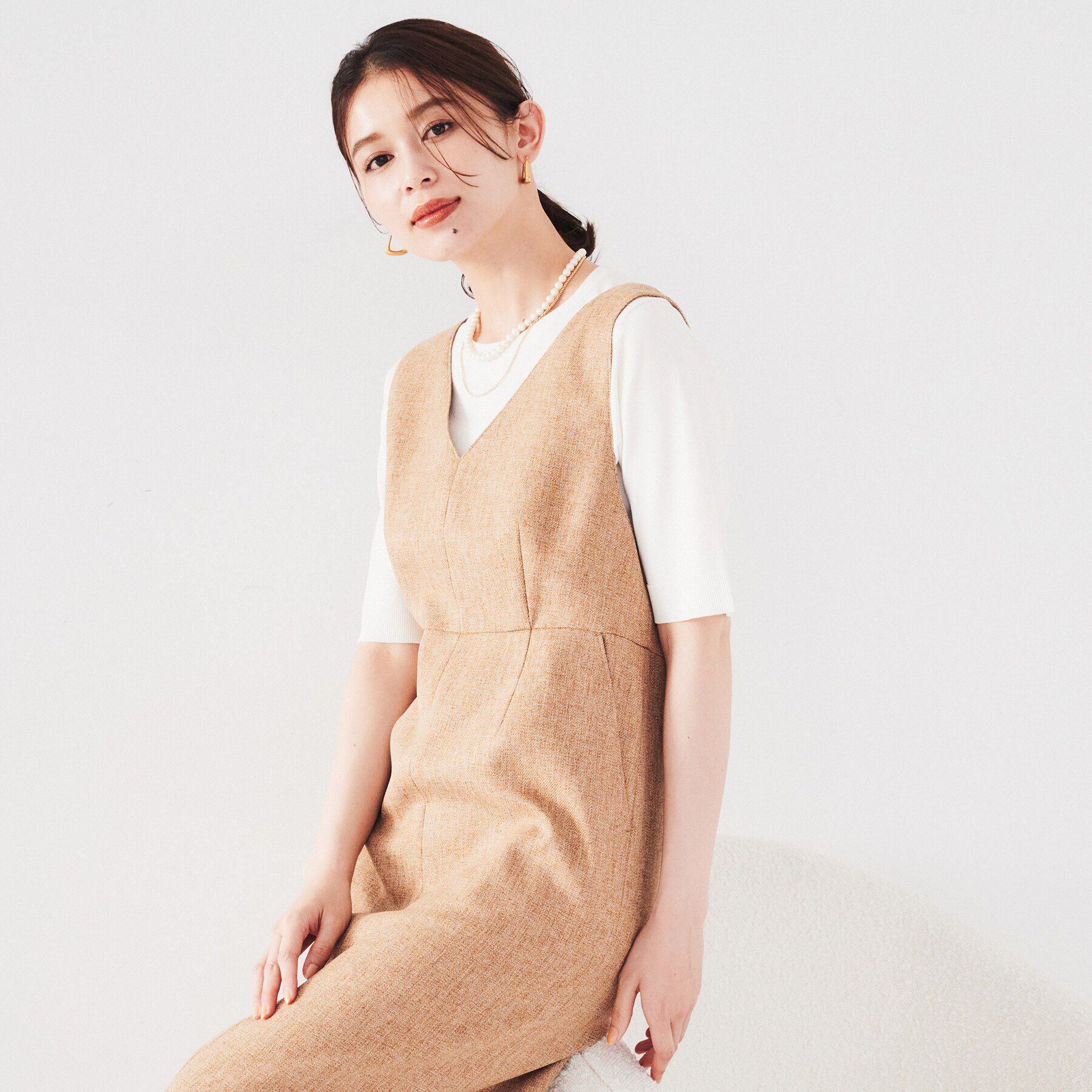 UNTITLED「【サラッと薄手素材/アンサンブル可能】レーヨンストレッチ クルーネックニット」|ニット・セーター|